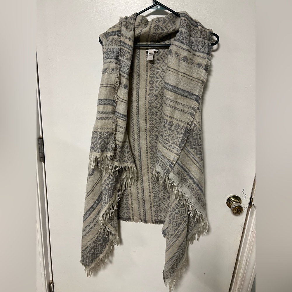 C Brand Gray and Cream Textured Vest